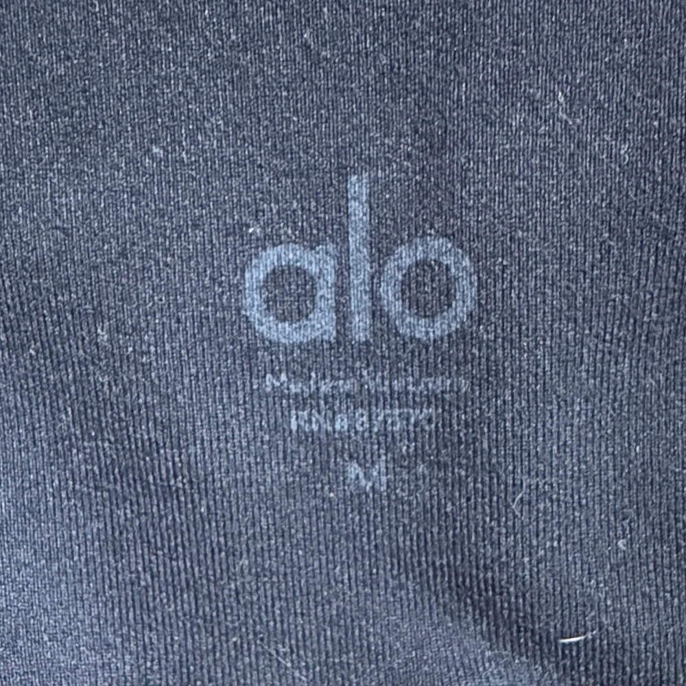 ALO Yoga Women Medium Black Cropped Fabric Block Leggings‎